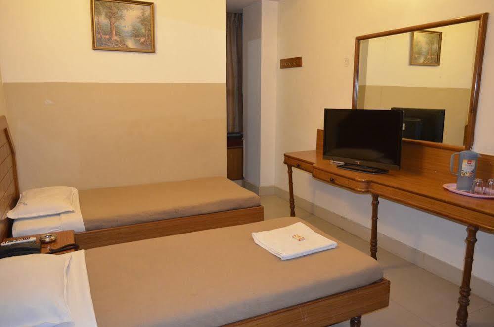 Comfort Inn Lucknow Exterior foto